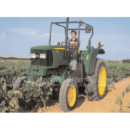 Многофункциональный минитрактор John Deere 5515 в Калининграде