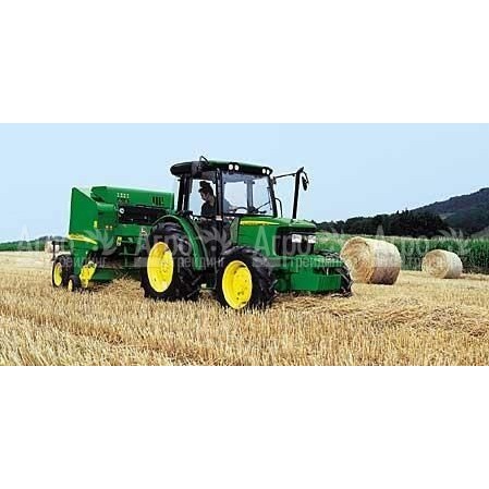 Многофункциональный минитрактор John Deere 5215 в Калининграде